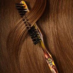 Oribe Teasing Brush -Oribe Beauty 840035219004 alt4