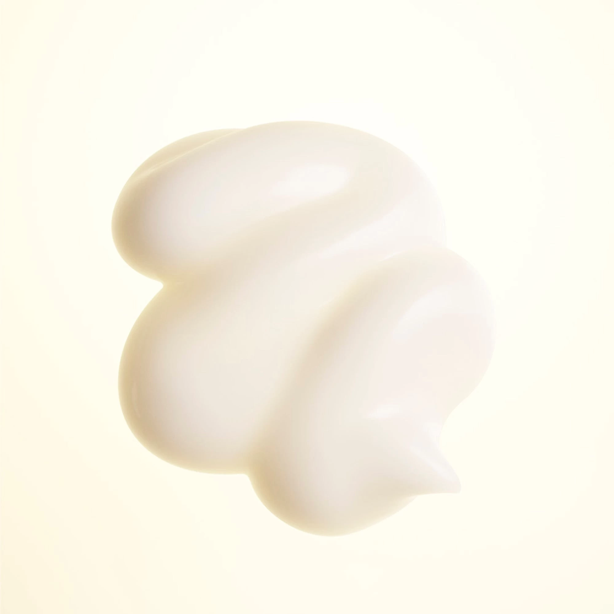 Oribe Hair Alchemy Strengthening Masque 4 Oribe Hair Alchemy Strengthening Masque - Image 4