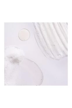 Oribe Serene Scalp Oil Control Shampoo 7 Oribe Serene Scalp Oil Control Shampoo -Oribe Beauty ORIB WU240 V3