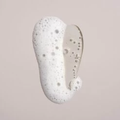 Oribe Shampoo For Magnificent Volume -Oribe Beauty global images 840035201887 4