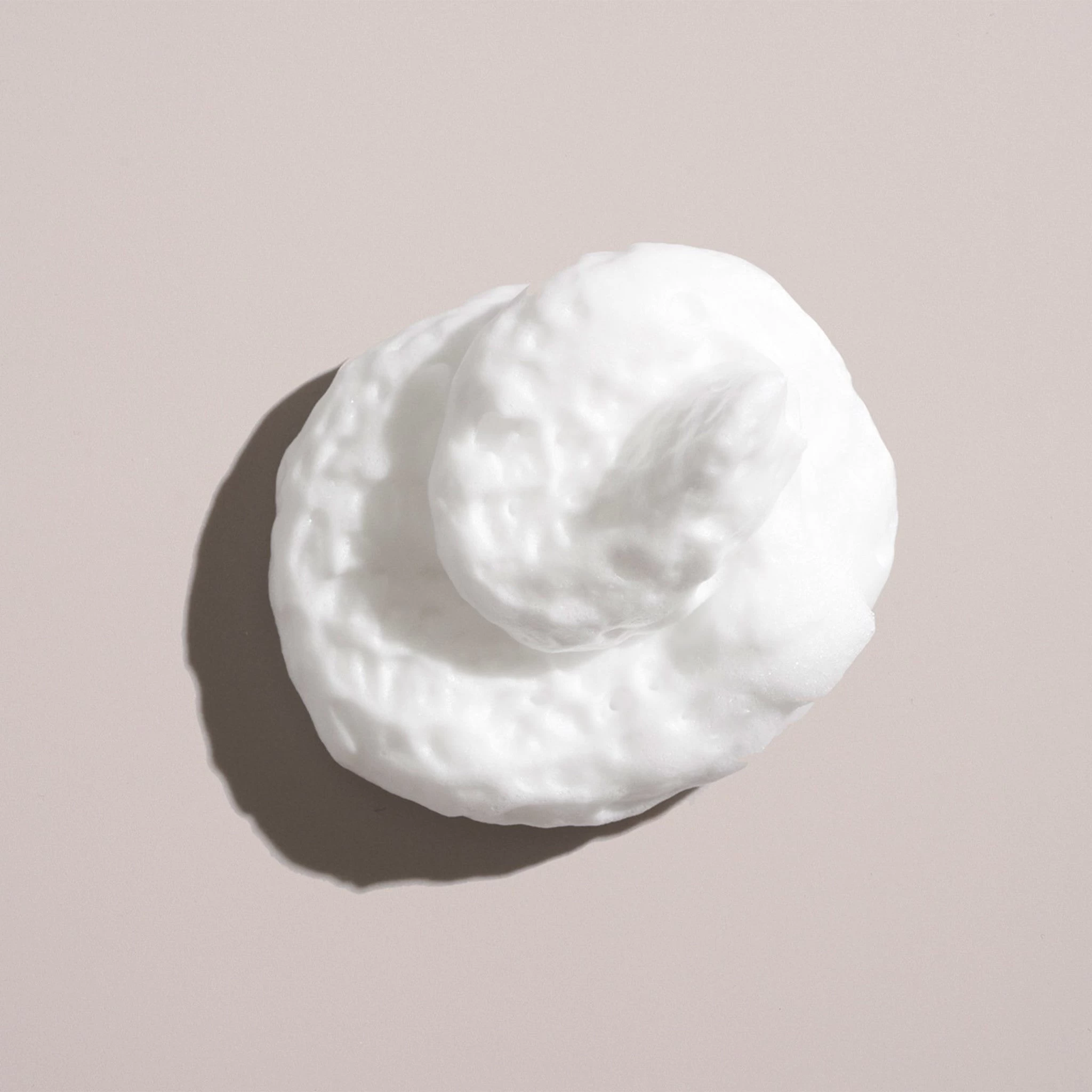 Oribe Grandiose Mousse 2 Oribe Grandiose Mousse - Image 2