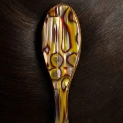 Oribe Italian Resin Flat Brush -Oribe Beauty oribe flat brush 3